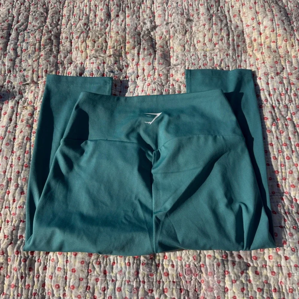 Gymshark Womens High Waisted Cropped Leggings Teal Green Size M Workout Yoga - Picture 4 of 5